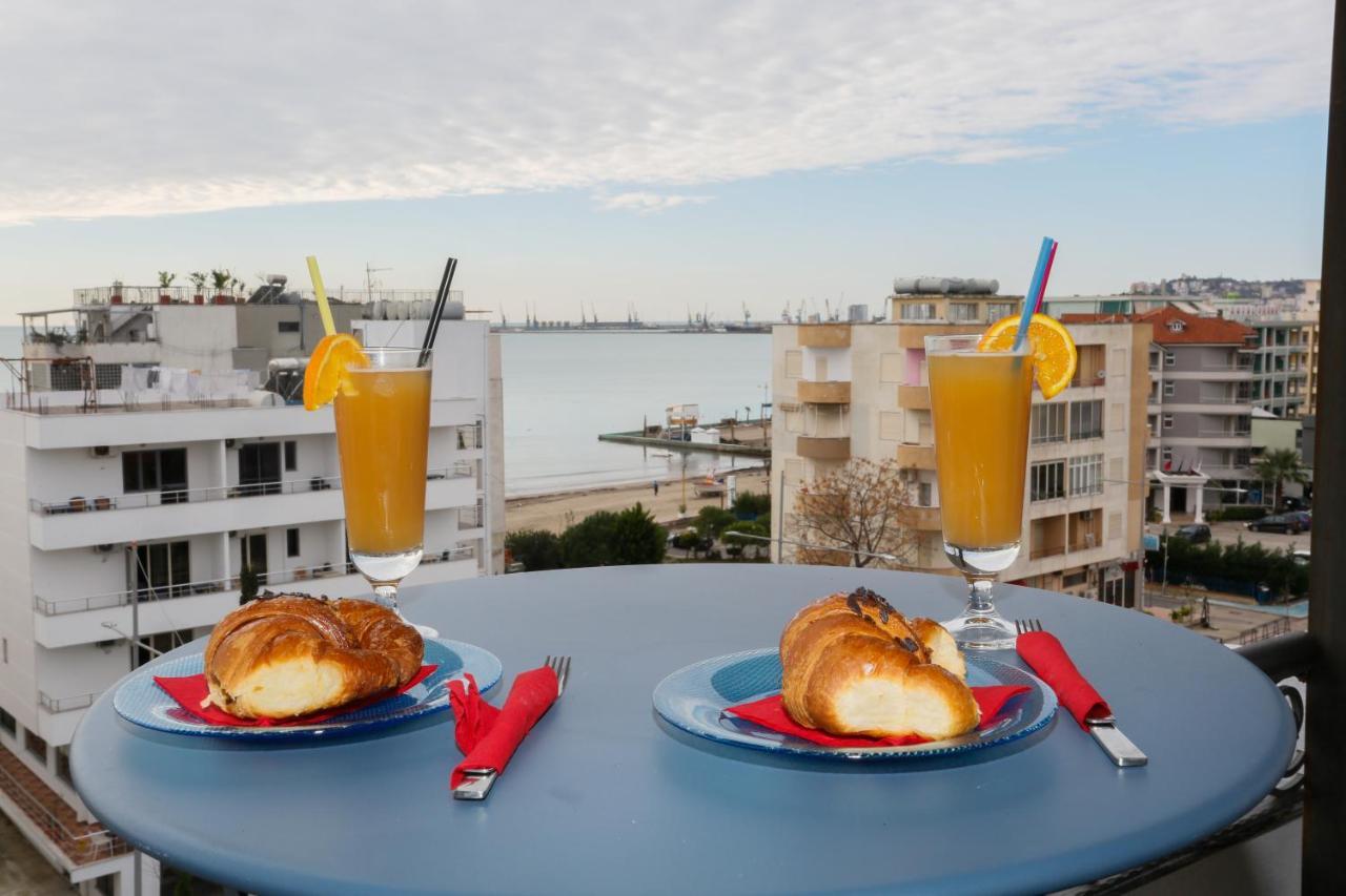 Lubjana Hotel Durrës Exteriör bild
